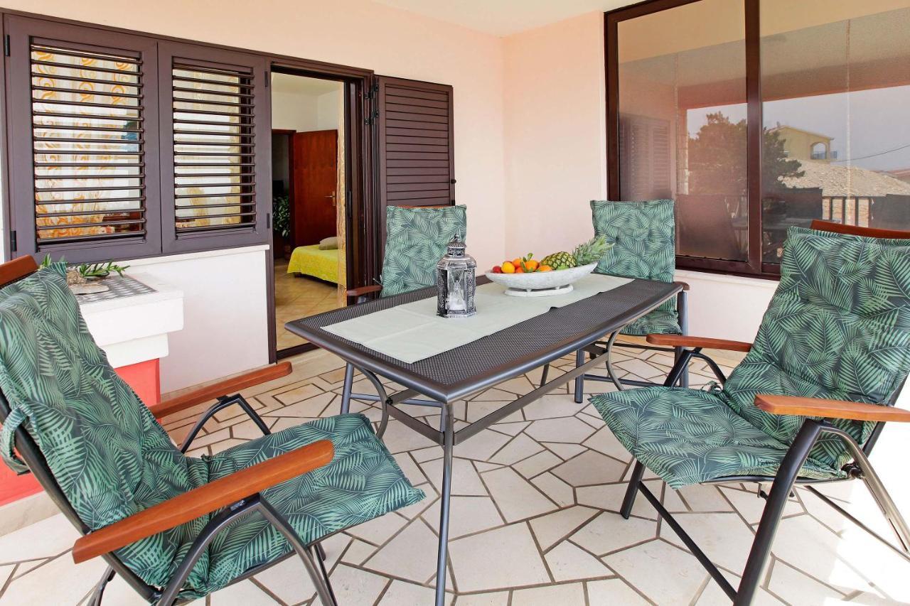 Apartmani Doro Vela Luka Exterior foto